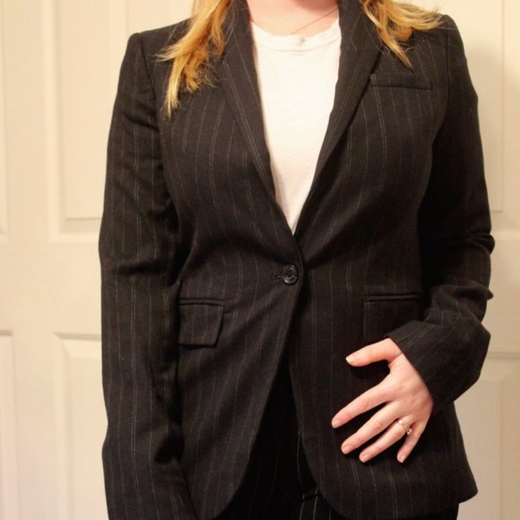 Banana Republic Navy Pinstripe Blazer Size 0 Small - Picture 3 of 7